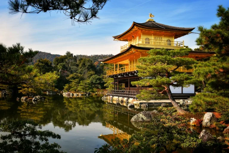 Kinkaku-ji (Altın Köşk)